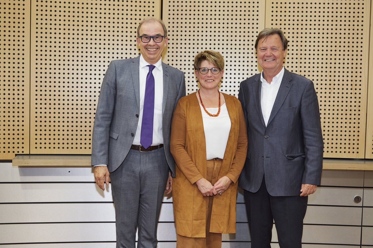 2022__Vorstand_Medienrat_Rebensburg__Geiger__Keilbart__Quelle_BLM-Jan_Scheutzow.jpg