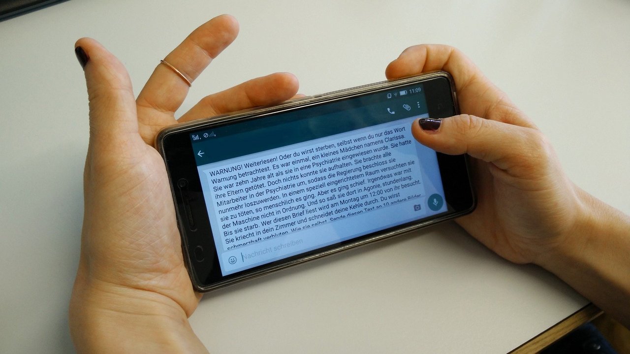 Kettenbrief_Smartphone__Quelle_pixabay.com.jpg
