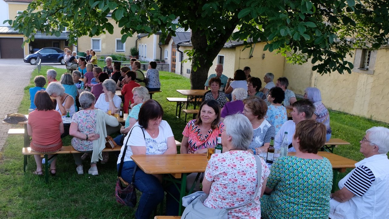 2024__OEk_Sommerfest_Gaeste__Quelle_Fred_Lehner.JPG